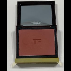 Gently used Tom Ford blush - Ravish